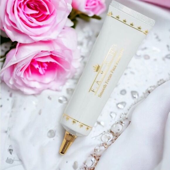 F.A.R.A.H Smooth Focus Face Primer 
 Hydrating Niacinamide + Hyaluronic Acid - Picture 5 of 9